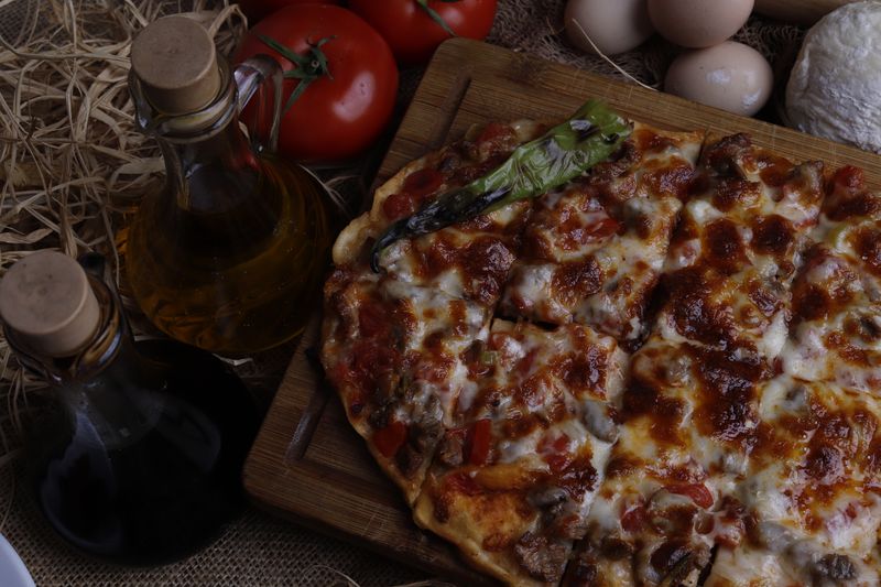 Large 18 inch Build Your Own Pizza